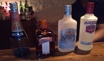 酒ボトル.jpg 酒ボトル.jpg